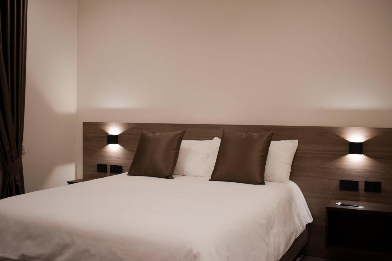 Augusto132 Bed & Breakfast Naples Luaran gambar